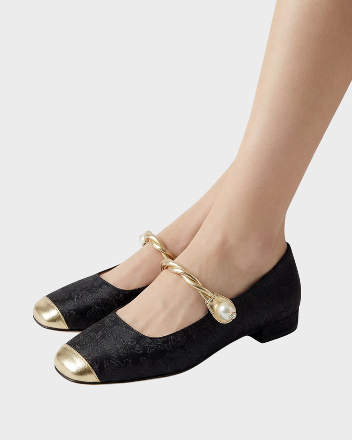 Zapatos de tacón con detalle para mujer