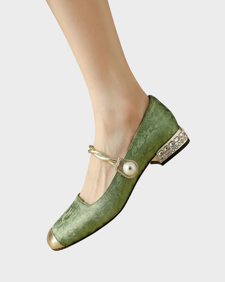 Zapatos de tacón con detalle para mujer