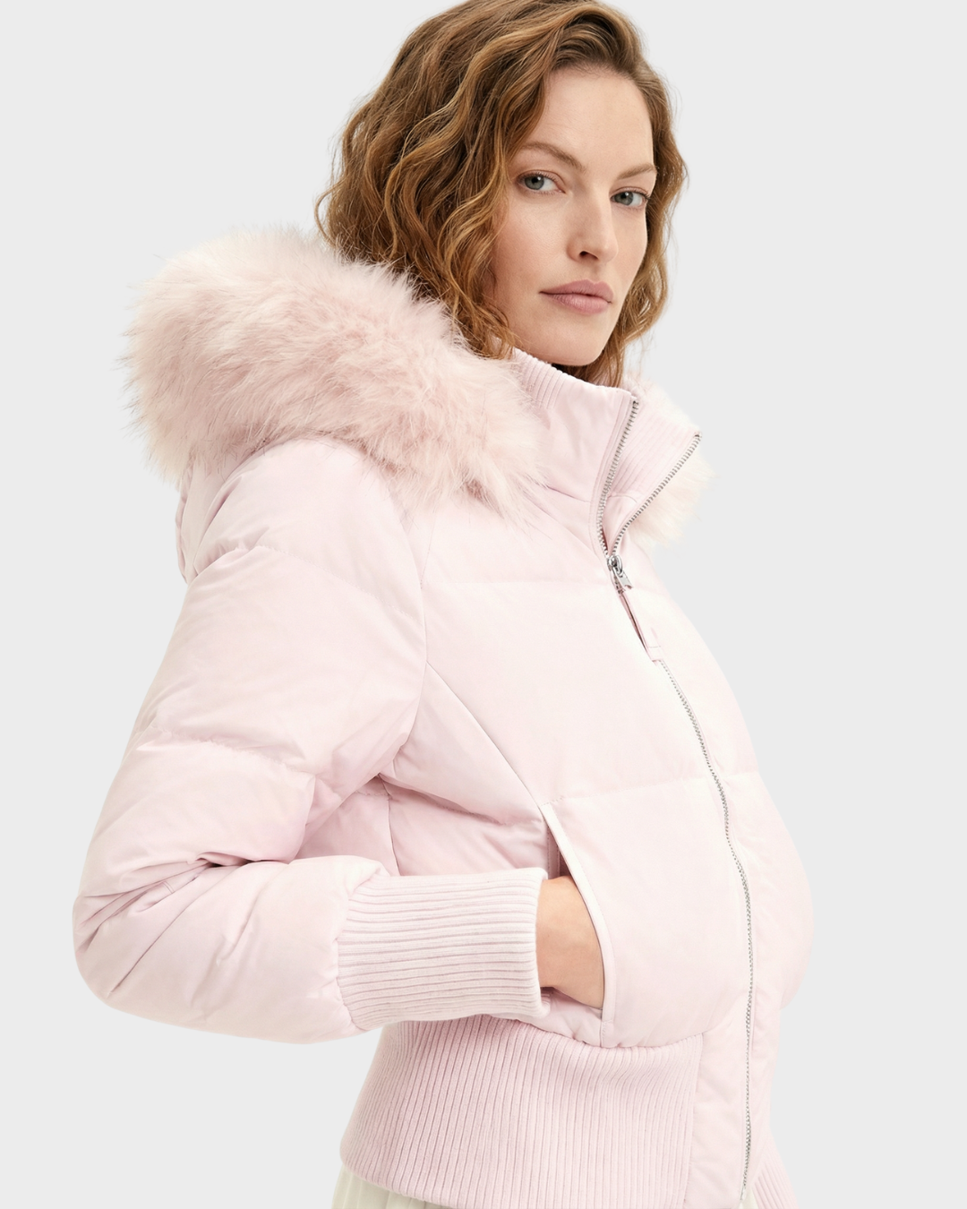 Chaqueta Con Capucha y Detalles de Piel