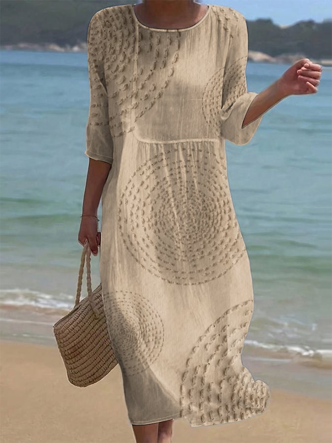 Vestido casual de mujer bordado.