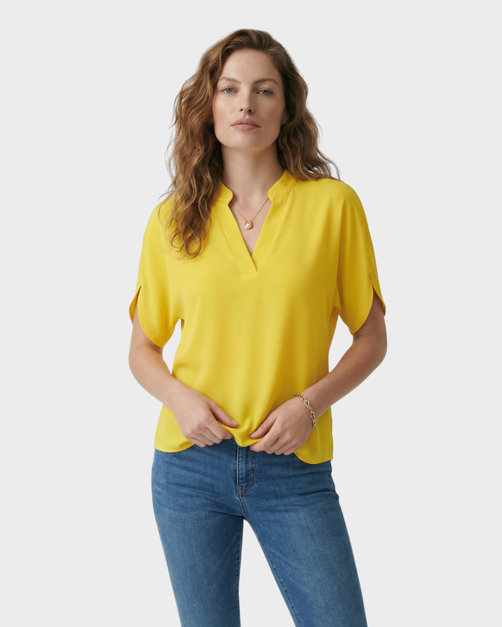 Blusa Satinada de Manga Corta