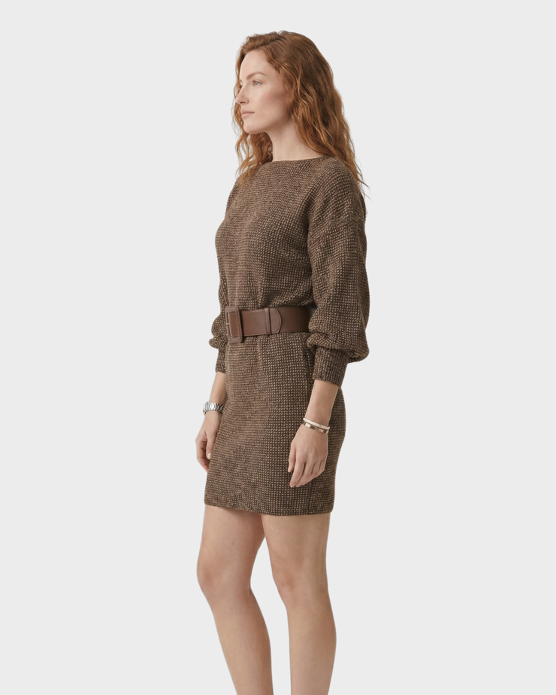 Vestido de punto con mangas abullonadas y cinturón