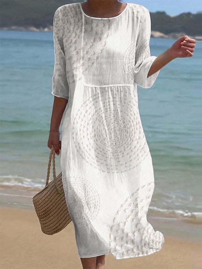 Vestido casual de mujer bordado.